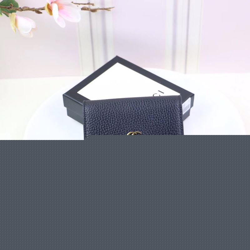 G*u*i wallets & purse